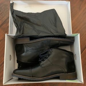 Steve Madden chukka boots